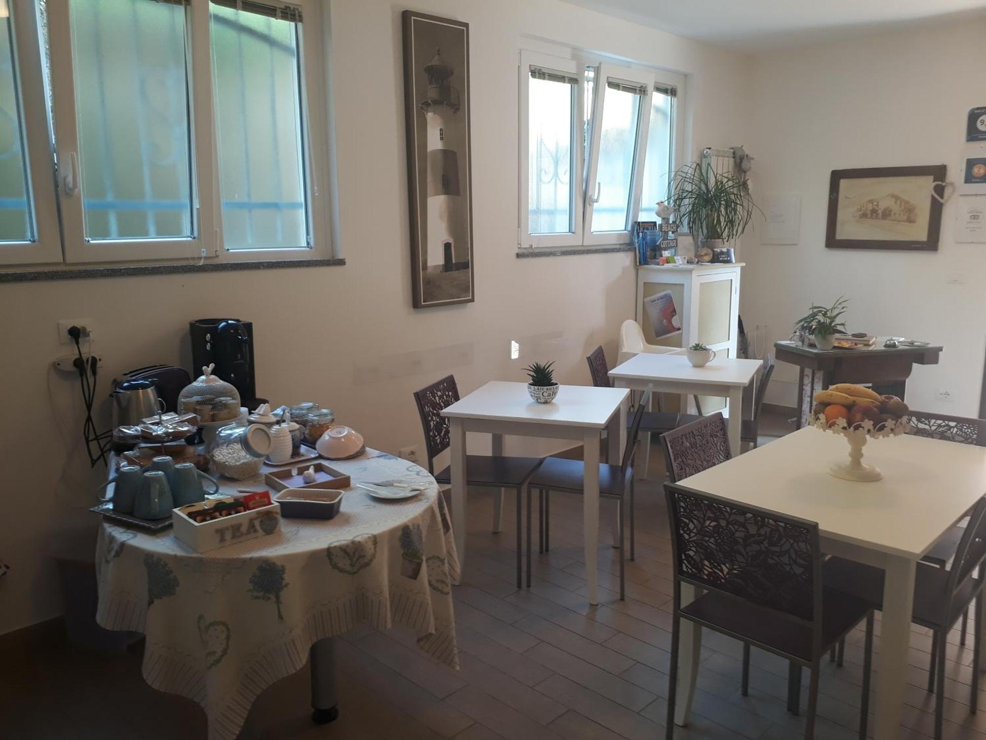 B&B Ai Tre Archi 斯波托尔诺 外观 照片