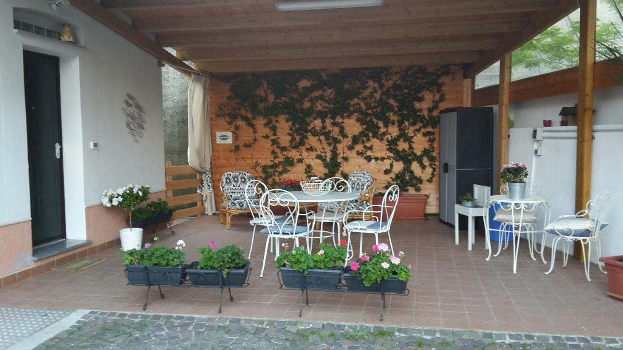 B&B Ai Tre Archi 斯波托尔诺 外观 照片